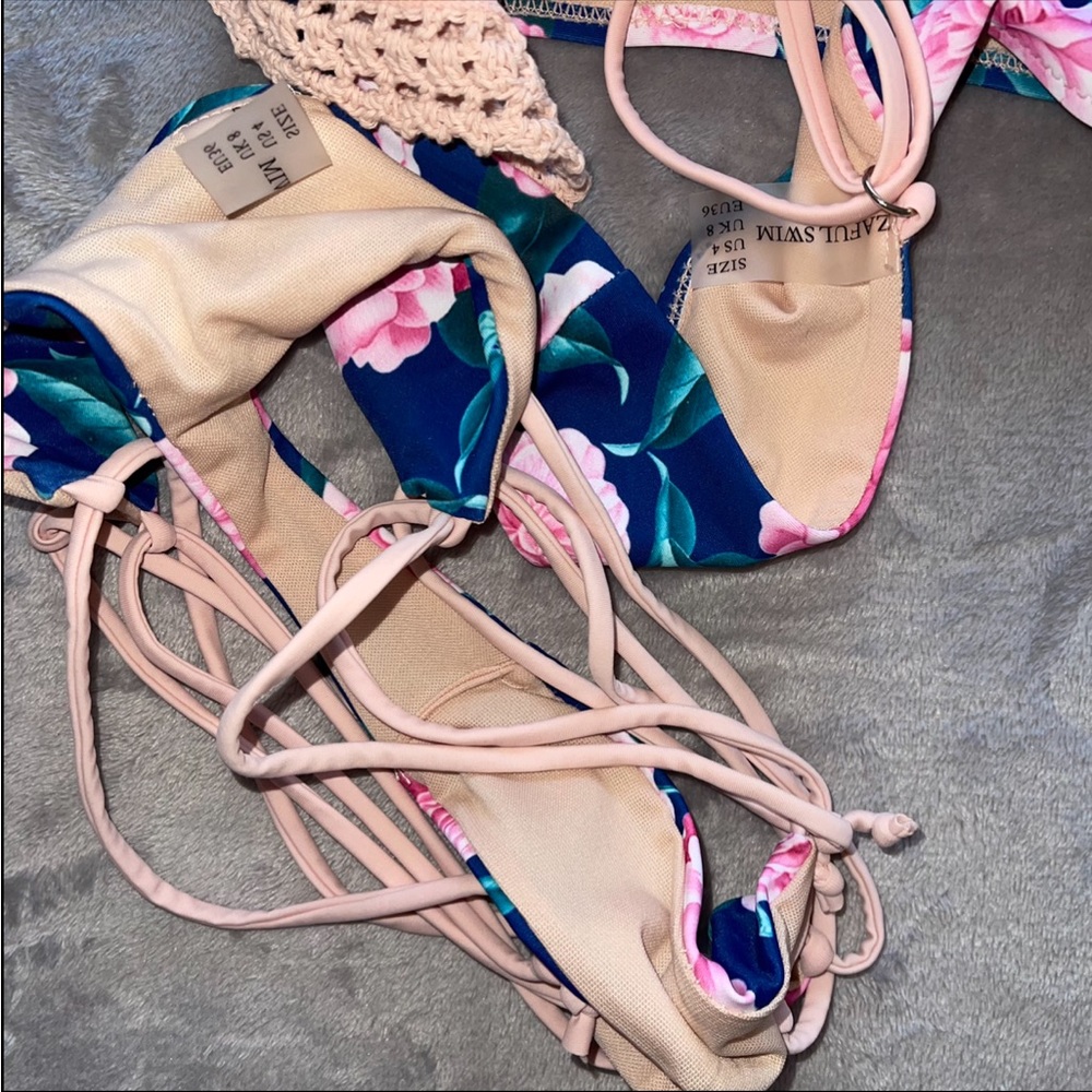 Zaful grey knitted beige blue pink  floral bikini - Picture 5 of 6